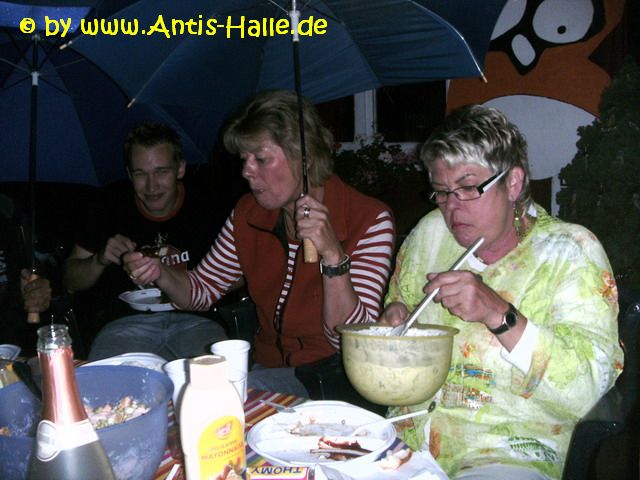 t_punkt_grillen09_10.JPG